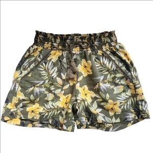 Briggs Floral Linen Shorts With Tassle Drawstring And Pockets